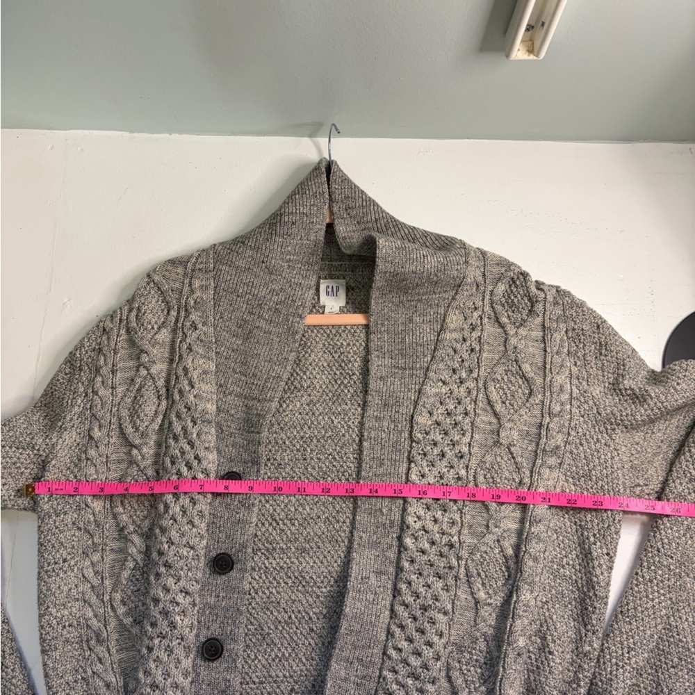 GAP Heather Gray Knit Sweater Womens size Large - Picture 7 of 8